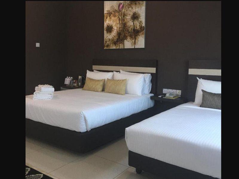 Chemara Boutique Hotel Miri Ngoại thất bức ảnh