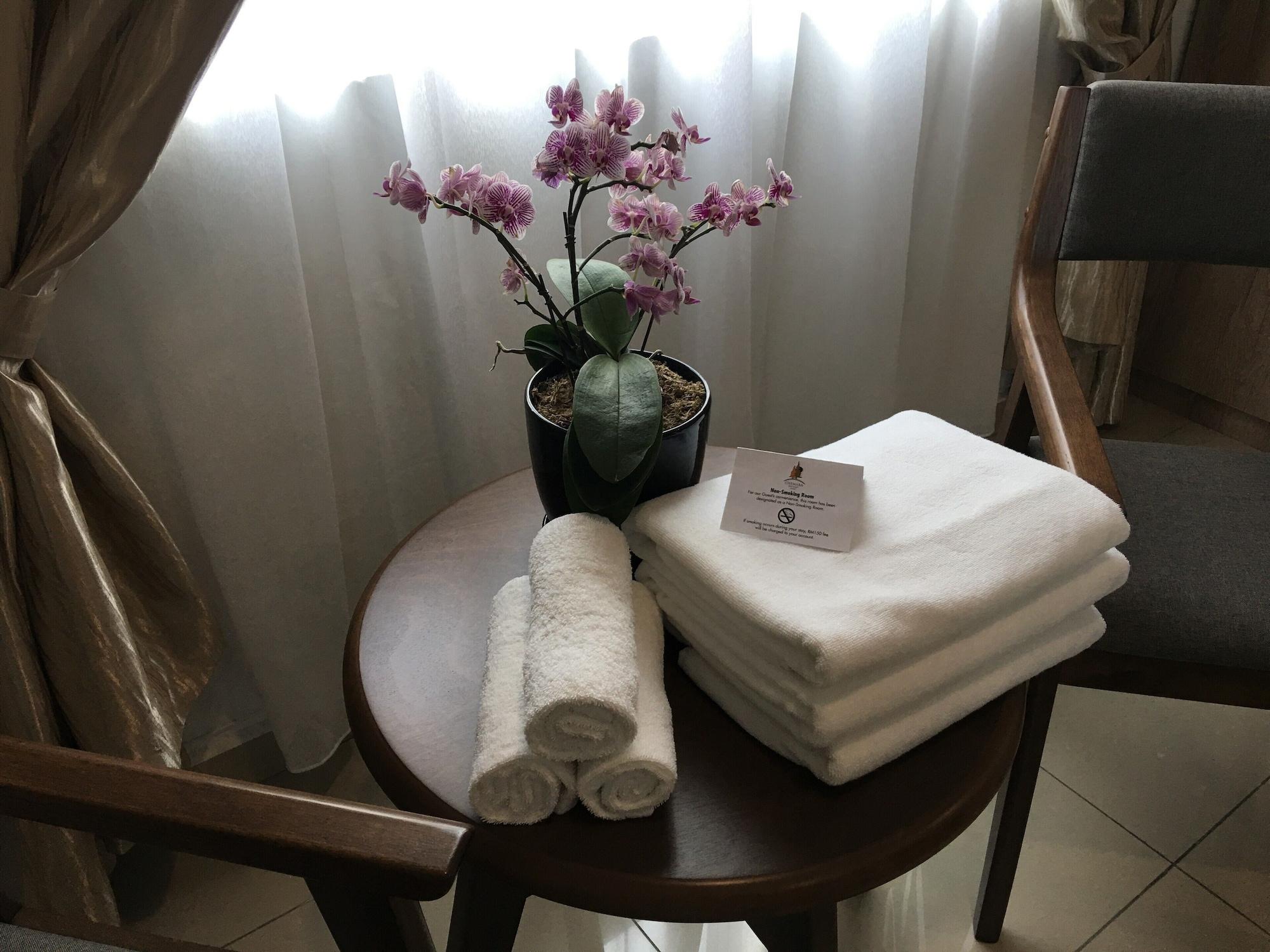 Chemara Boutique Hotel Miri Ngoại thất bức ảnh