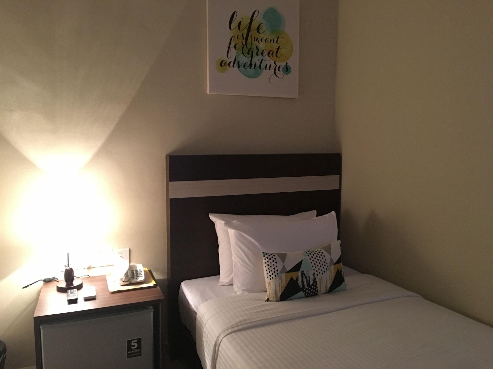 Chemara Boutique Hotel Miri Ngoại thất bức ảnh